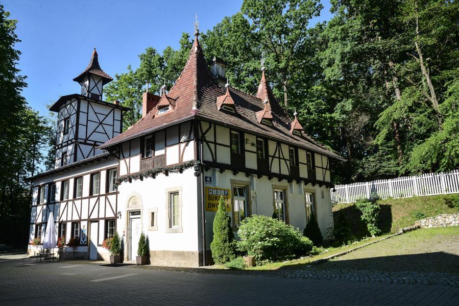 Bukowy Dworek Bed and Breakfast Szczawno-Zdroj Buitenkant foto